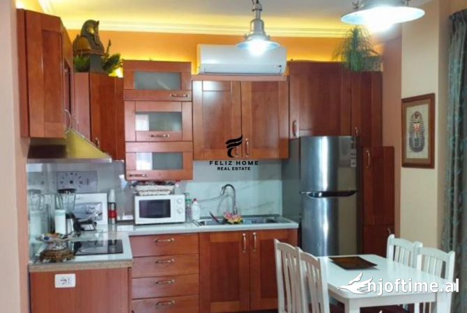 Shtepi me qera 2+1 ne Tirane - 450 Euro