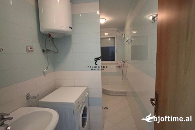 Shtepi ne shitje Apartament ne Tirane, 2+1, Mobilimi E mobiluar, Pagesa 12,800,000  Leke.
