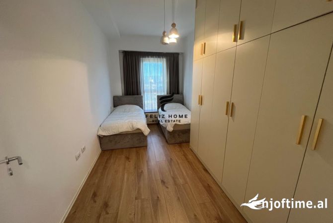 Shtepi me qera Apartament ne Tirane, 2+1, Mobilimi E mobiluar, Pagesa 700  Euro.