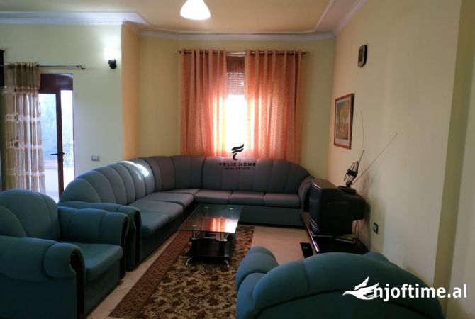 Casa in affitto 2+1 a Tirana - 3,200 Euro