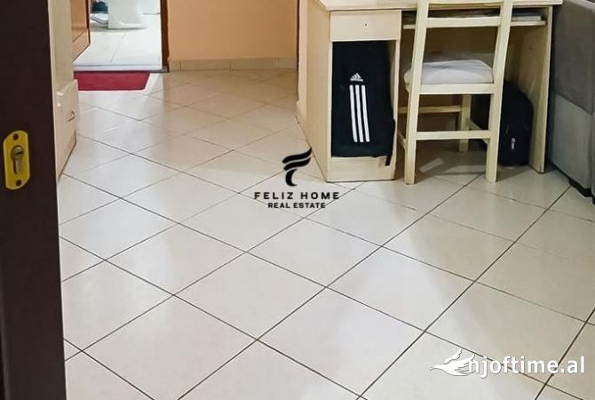 Shtepi ne shitje Apartament ne Tirane, 1+1, Mobilimi E mobiluar, Pagesa 108,000  Euro.