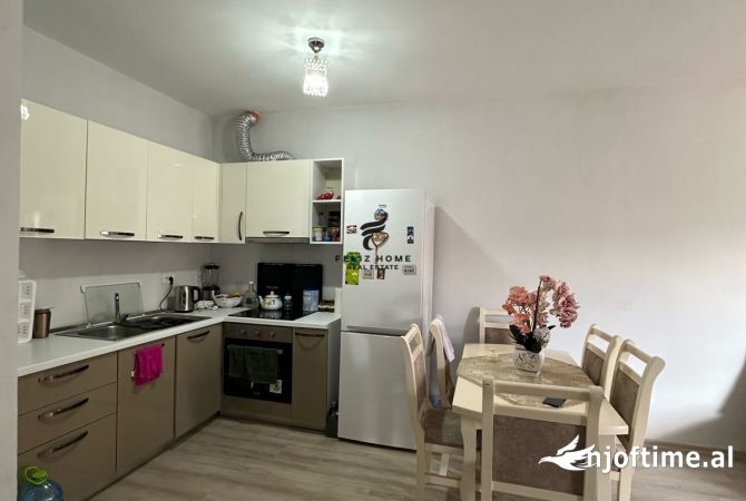 Shtepi ne shitje 1+1 ne Tirane - 98,000 Euro