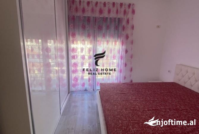 Shtepi me qera Apartament ne Tirane, 2+1, Mobilimi E mobiluar, Pagesa 750  Euro.