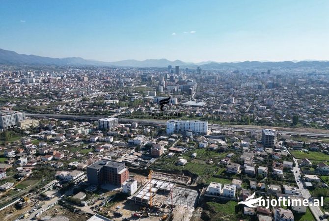 Shtepi ne shitje Apartament ne Tirane, 2+1, Mobilimi Bosh, pa mobiluar, Pagesa 85,000  Euro.