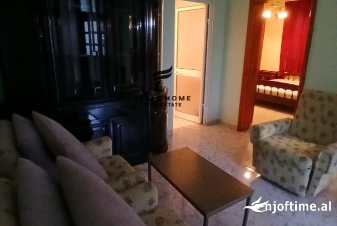 Shtepi me qera 3+1 ne Tirane - 60,000 Leke