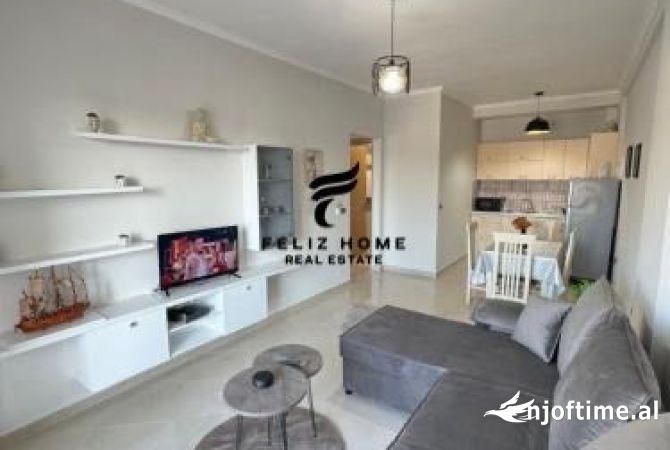 Shtepi me qera 2+1 ne Tirane - 750 Euro