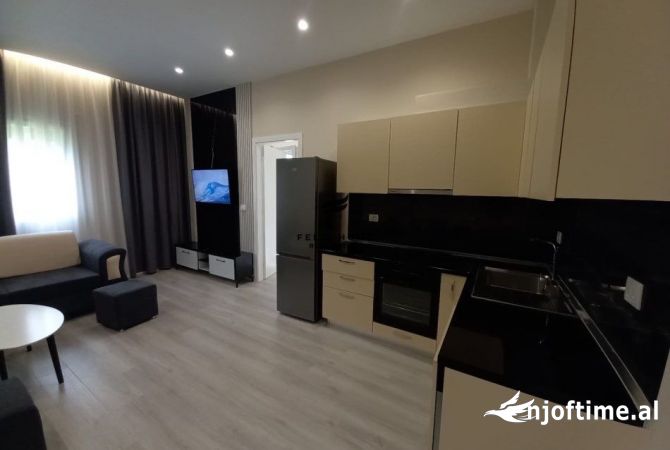 Shtepi me qera 1+1 ne Tirane - 530 Euro