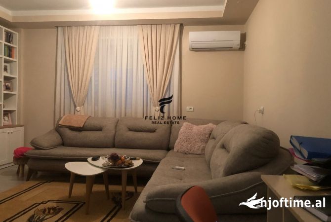 Shtepi ne shitje 2+1 ne Tirane - 15,000,000 Leke