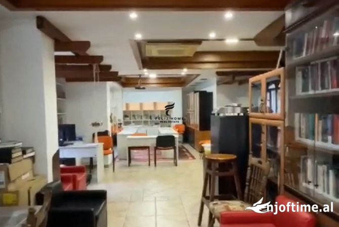 Ambient biznesi me qera 3+1 ne Tirane - 800 Euro