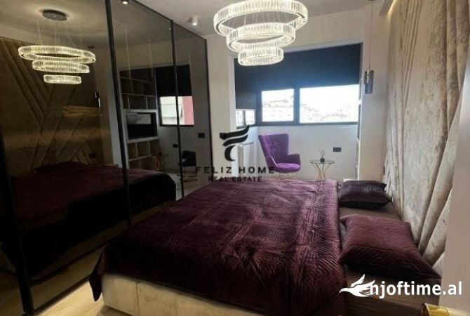 Shtepi me qera Apartament ne Tirane, 2+1, Mobilimi E mobiluar, Pagesa 1,800  Euro.