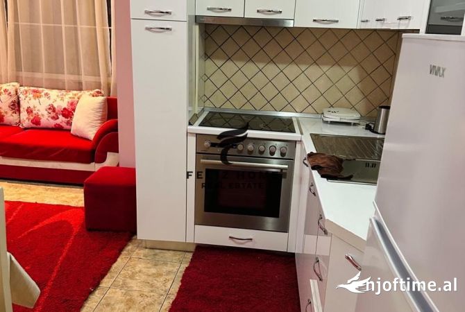 Shtepi me qera 2+1 ne Tirane - 650 Euro