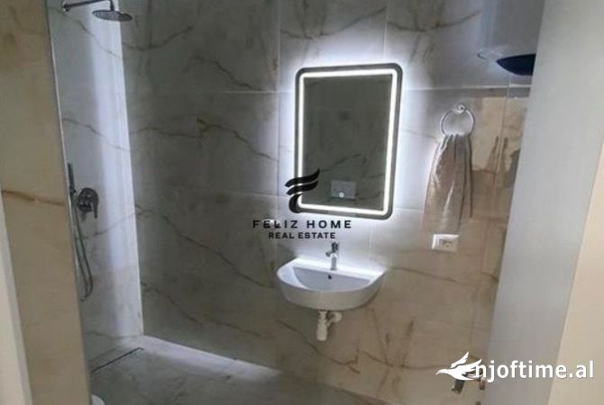 Shtepi me qera Apartament ne Tirane, 2+1, Mobilimi E mobiluar, Pagesa 650  Euro.