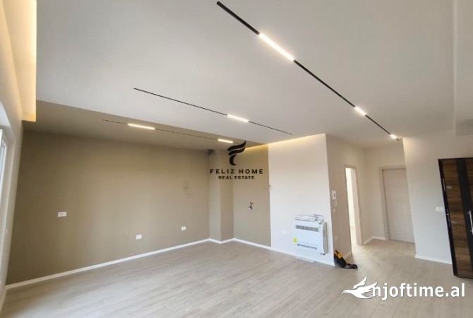 Ambient biznesi me qera 3+1 ne Tirane - 550 Euro