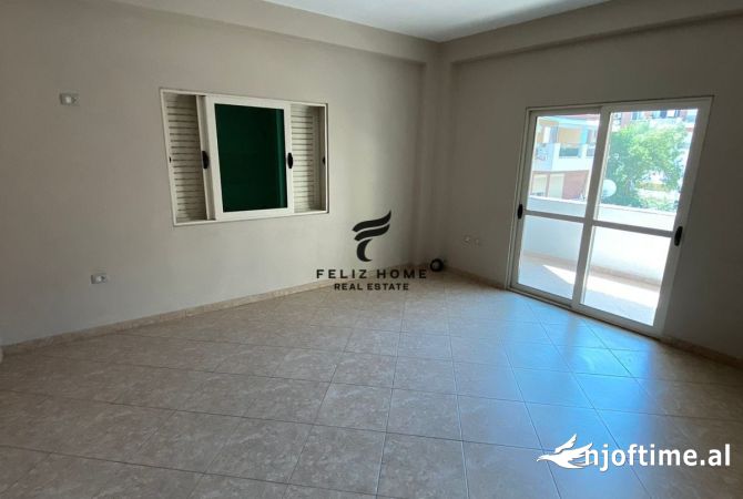 Shtepi me qera 3+1 ne Tirane - 1,000 Euro