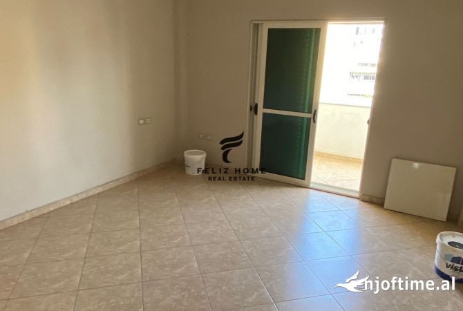 Shtepi me qera 3+1 ne Tirane - 1,000 Euro