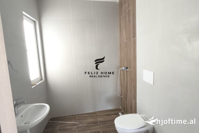 Shtepi me qera Apartament ne Tirane, 2+1, Mobilimi Bosh, pa mobiluar, Pagesa 55,000  Leke.