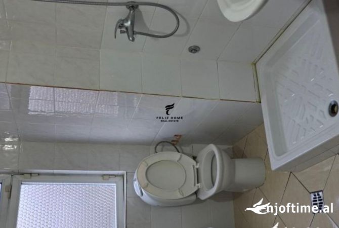 Shtepi me qera Apartament ne Tirane, 2+1, Mobilimi E mobiluar, Pagesa 450  Euro.