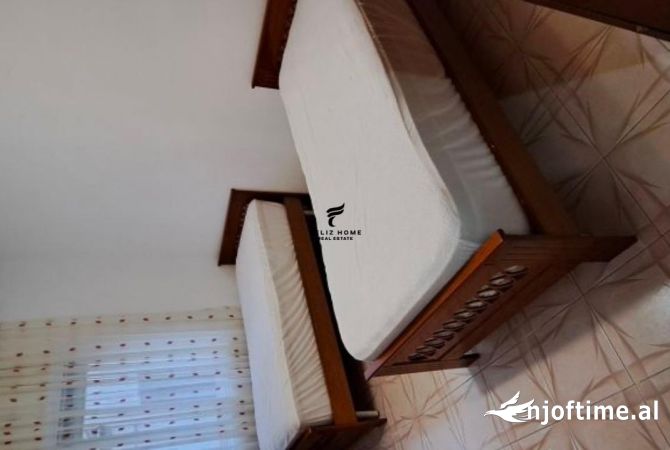 Shtepi me qera 2+1 ne Tirane - 450 Euro