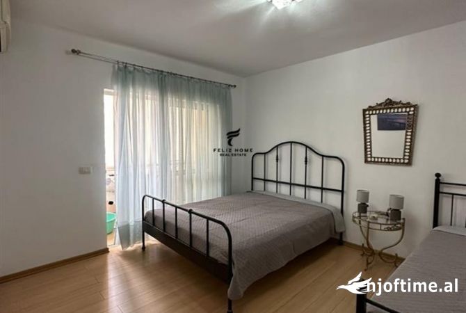 Shtepi me qera Apartament ne Tirane, 2+1, Mobilimi E mobiluar, Pagesa 700  Euro.