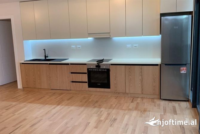 Shtepi me qera 2+1 ne Tirane - 1,500 Euro