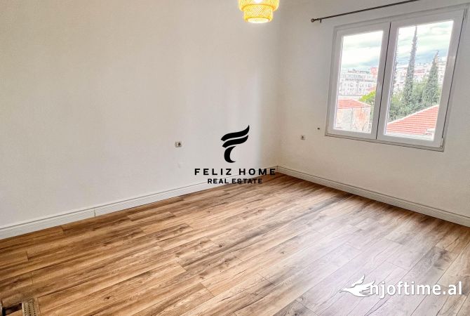 Shtepi me qera Apartament ne Tirane, 2+1, Mobilimi Pjeserisht e mobiluar, Pagesa 650  Euro.