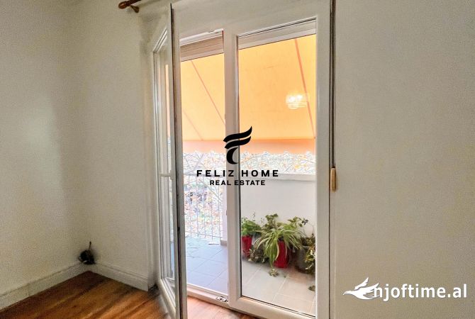 Shtepi me qera Apartament ne Tirane, 2+1, Mobilimi Pjeserisht e mobiluar, Pagesa 650  Euro.