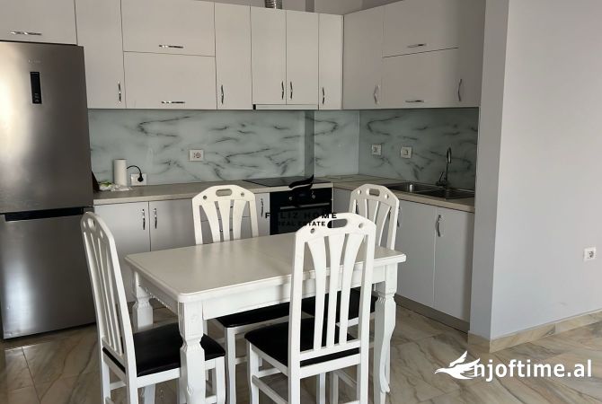 Shtepi me qera 2+1 ne Tirane - 550 Euro