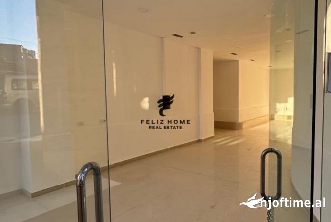 Ambient biznesi me qera 1+1 ne Tirane - 80,000 Leke