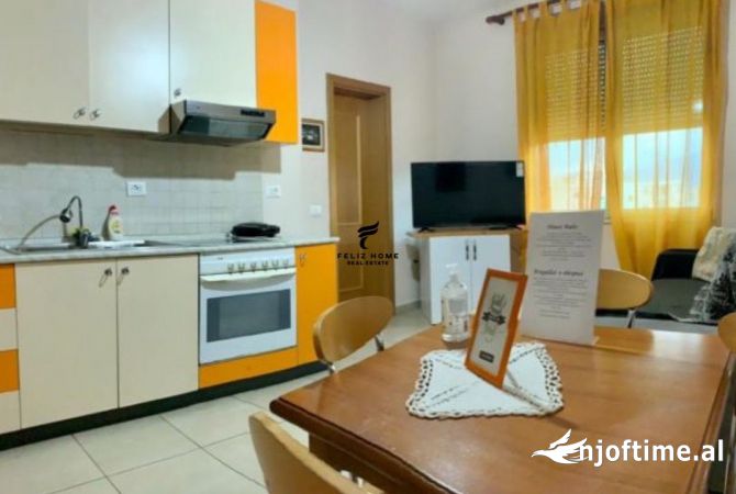 Shtepi me qera Apartament ne Tirane, 1+1, Mobilimi E mobiluar, Pagesa 450  Euro.