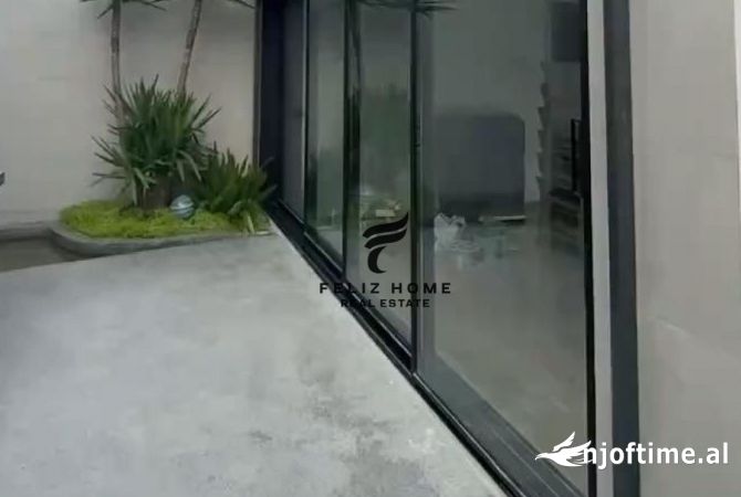 Ambient biznesi me qera 1+1 ne Tirane - 900 Euro