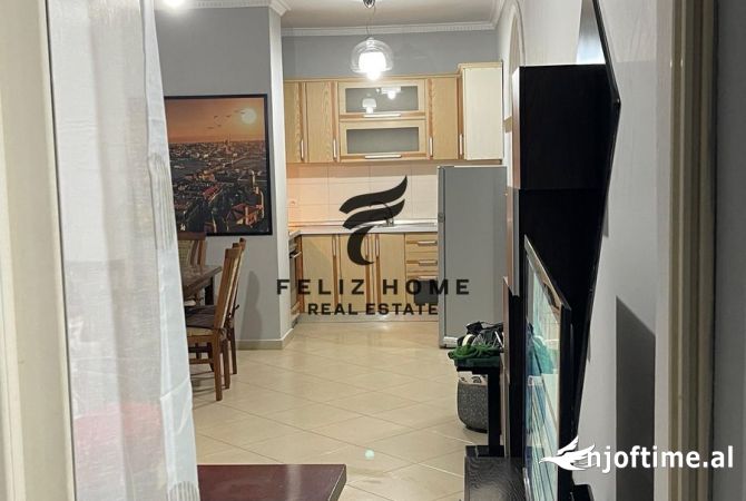 Shtepi me qera 2+1 ne Tirane - 450 Euro