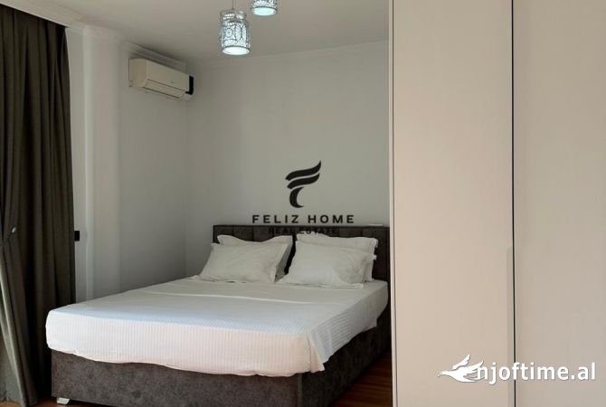 Shtepi me qera Apartament ne Tirane, 3+1, Mobilimi E mobiluar, Pagesa 1,000  Euro.