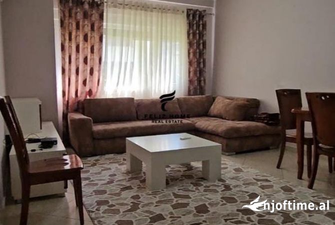 Shtepi me qera 1+1 ne Tirane - 380 Euro