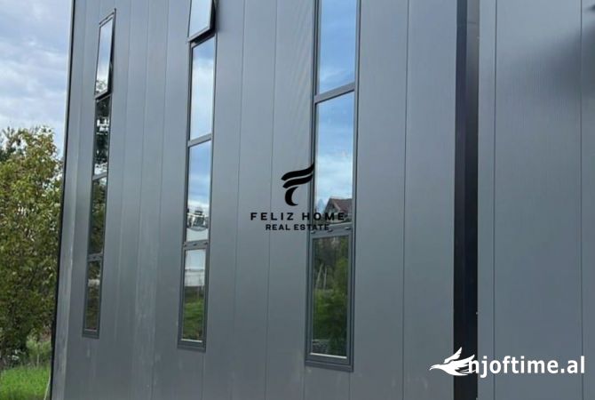 Ambient biznesi me qera 4+1 ne Tirane - 2,000 Euro