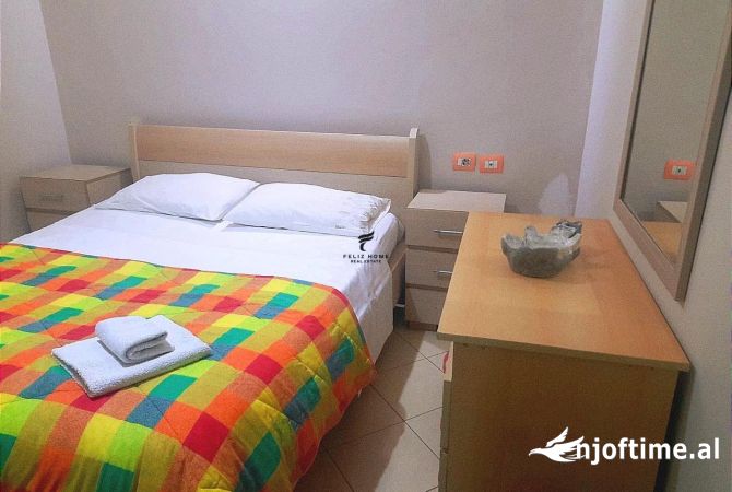 Shtepi me qera 3+1 ne Tirane - 1,200 Euro