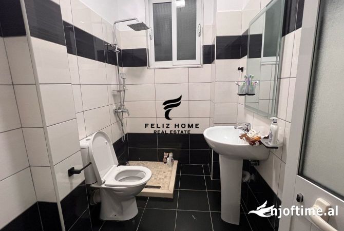 Shtepi me qera Apartament ne Tirane, 1+1, Mobilimi E mobiluar, Pagesa 50,000  Leke.