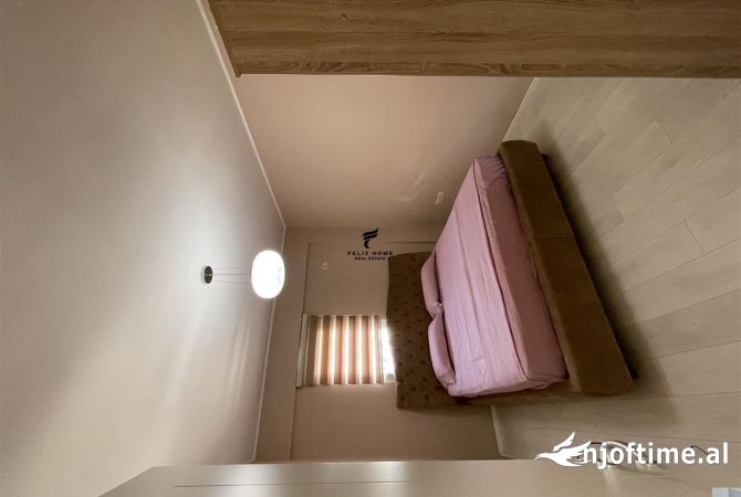 Shtepi me qera Apartament ne Tirane, 3+1, Mobilimi E mobiluar, Pagesa 1,500  Euro.