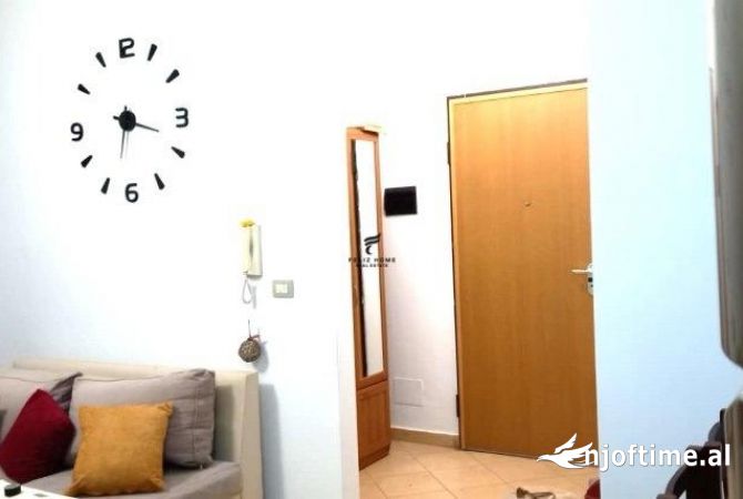 Shtepi me qera 2+1 ne Tirane - 500 Euro