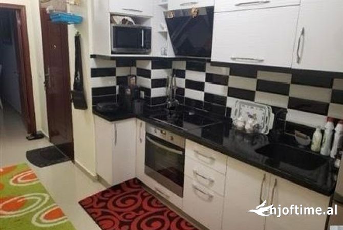 Shtepi ne shitje 1+1 ne Tirane - 95,000 Euro