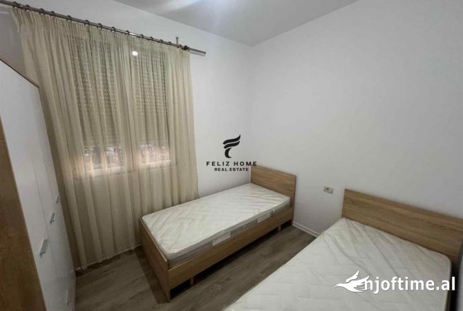 Shtepi me qera Apartament ne Tirane, 3+1, Mobilimi E mobiluar, Pagesa 600  Euro.