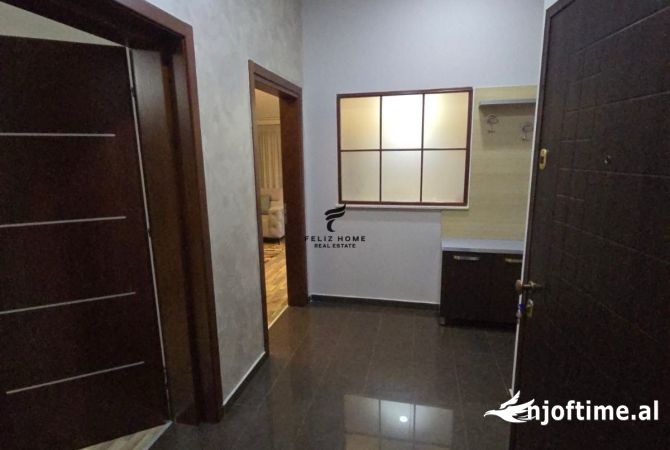 Shtepi me qera Apartament ne Tirane, 1+1, Mobilimi E mobiluar, Pagesa 650  Euro.