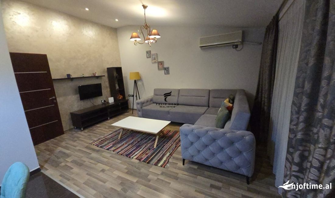 Shtepi me qera Apartament ne Tirane, 1+1, Mobilimi E mobiluar, Pagesa 650  Euro.