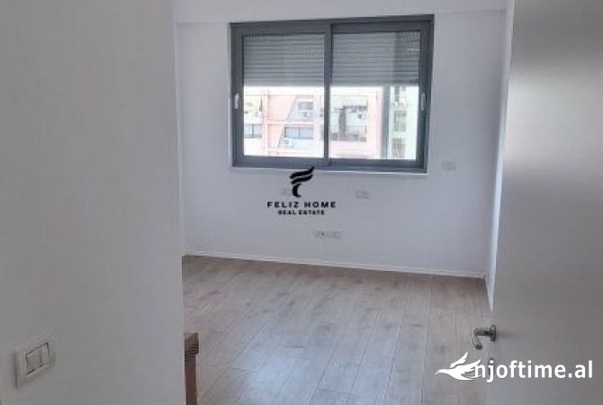 Shtepi me qera Apartament ne Tirane, 2+1, Mobilimi Pjeserisht e mobiluar, Pagesa 1,250  Euro.