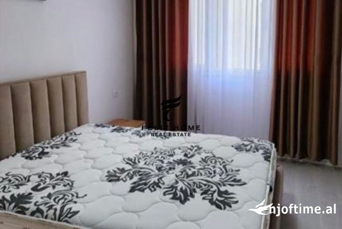 Shtepi me qera 2+1 ne Tirane - 700 Euro