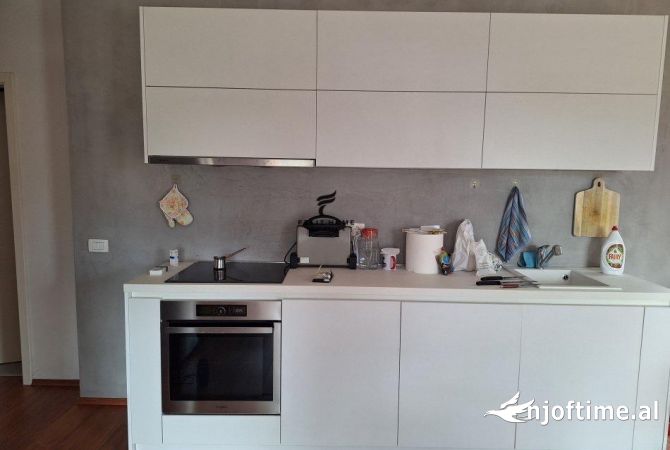 Shtepi me qera 2+1 ne Tirane - 600 Euro