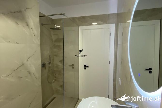 Shtepi me qera 2+1 ne Tirane - 1,000 Euro