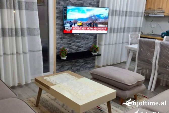 Shtepi me qera 2+1 ne Tirane - 500 Euro