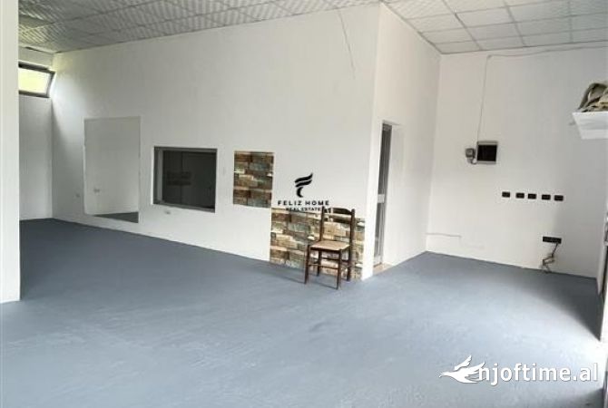 Ambient biznesi me qera 4+1 ne Tirane - 600 Euro