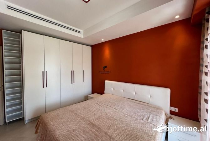 Shtepi ne shitje Apartament ne Durres, 3+1, Mobilimi E mobiluar, Pagesa 324,000  Euro.