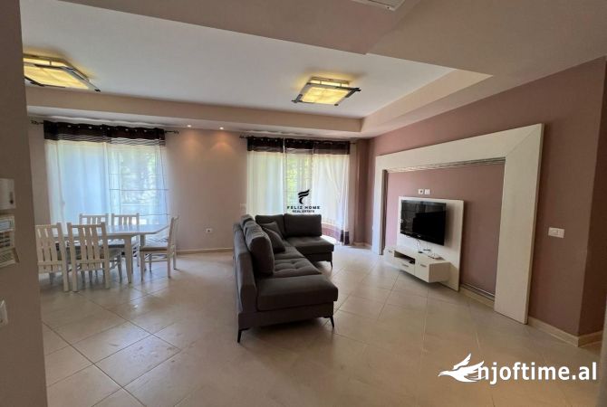 Shtepi ne shitje 3+1 ne Durres - 324,000 Euro